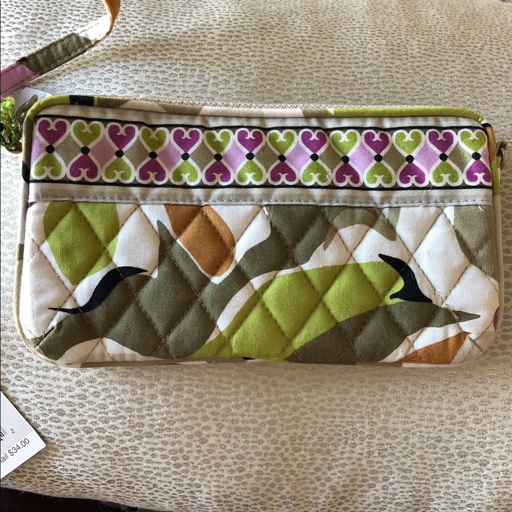 💜💚 Vera Bradley wristlet 💚💜 brand new